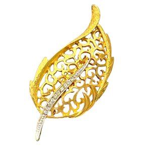 Vintage Gold-Tone Filigree Leaf Brooch Pin Rhinestones Accent Glam Nature Glitz